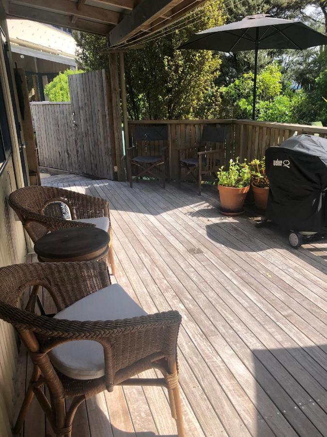 Kaka Ridge Retreat Bush Hideaway Apartment Tawharanui Екстериор снимка